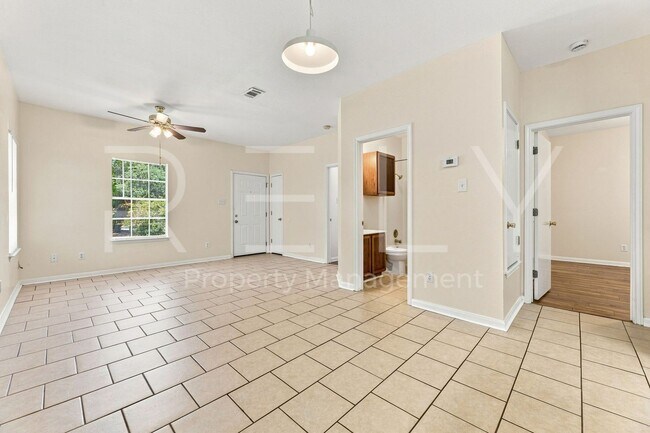 Building Photo - 2908 Whisper Oaks Ln