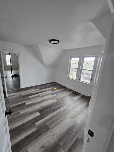 Building Photo - 1032 S 23rd St