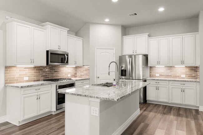 Building Photo - 31214 Raleigh Creek Dr
