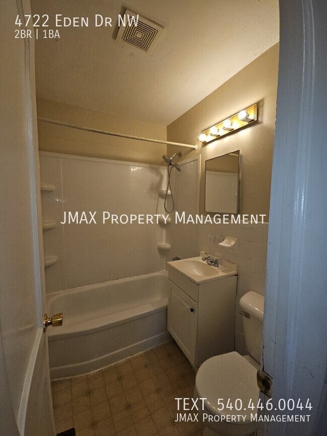 Building Photo - 4722 Eden Dr NW