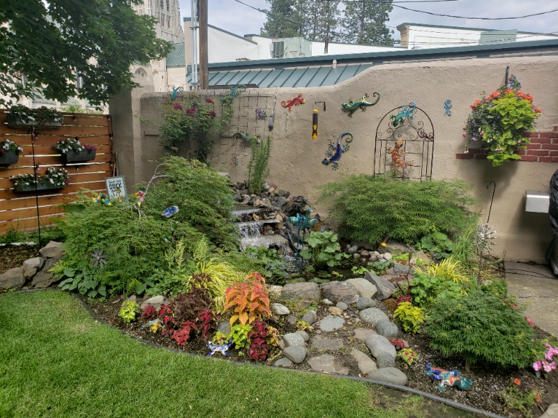 Building Photo - 1221 S Division St