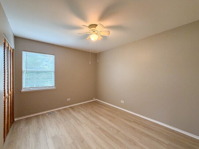 Building Photo - 2615 Oakshire Ct