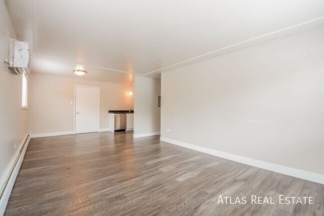 Building Photo - 3150 N Harlan St