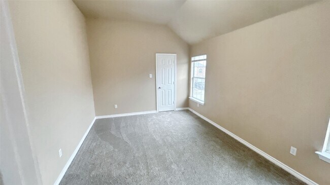 Building Photo - 8225 Painted Tree Tr