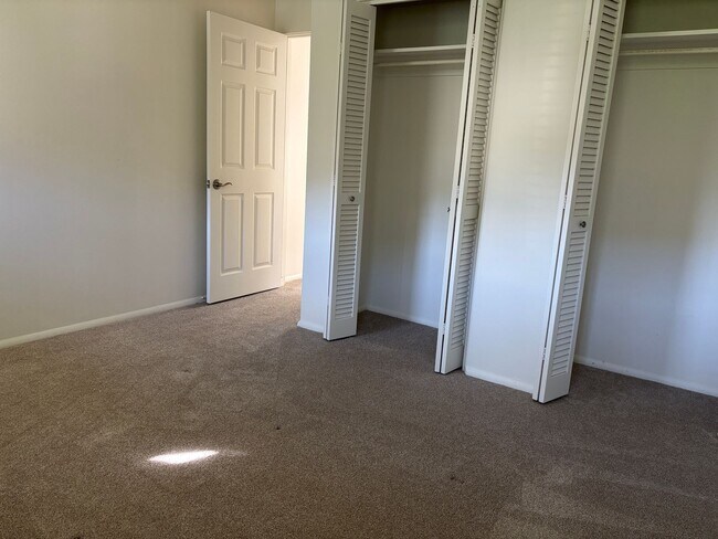 Building Photo - Hawaii Kai - The Village Green - 3 Bdrm/2 Bath/2 Prkg - $3,400