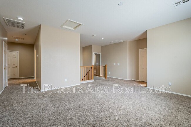 Building Photo - 43476 Caven Dr