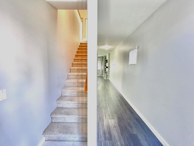 Building Photo - Move-In Ready Puyallup Townhome – Central Location, Easy Commute