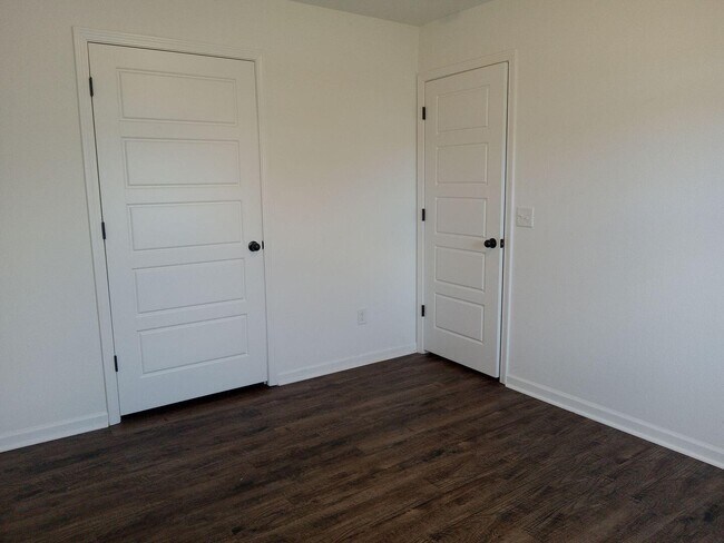 Building Photo - 512 Alex Jordan Dr.