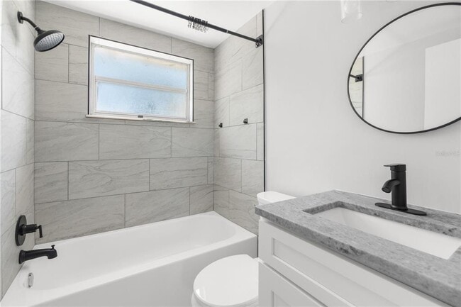 Building Photo - 11902 Oceanside Dr