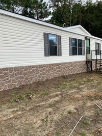 Building Photo - Mobile home in the Clyattville area