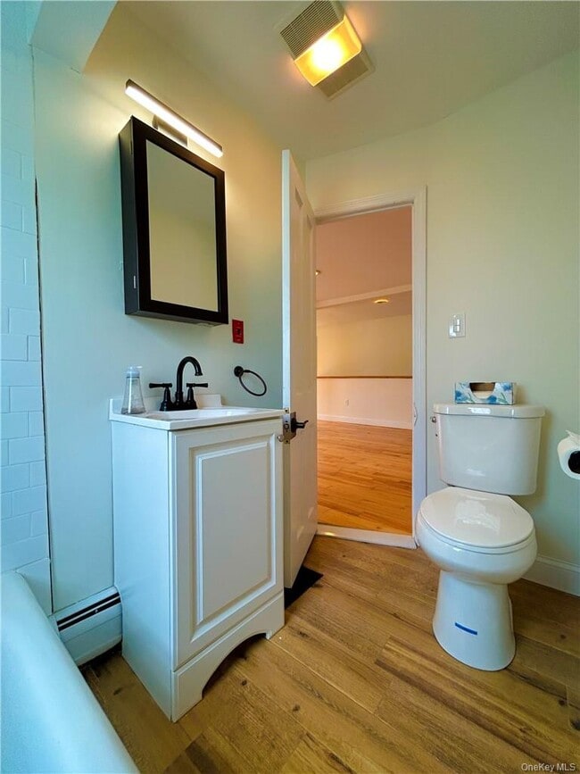 Building Photo - 941 Elting Rd