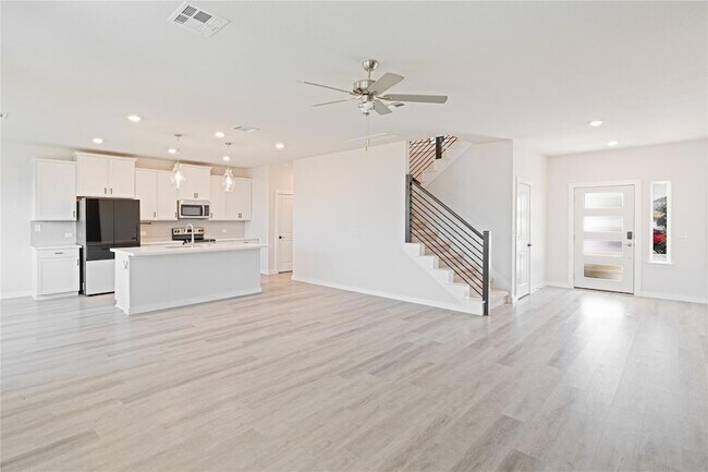 Building Photo - 216 Breccia Trl