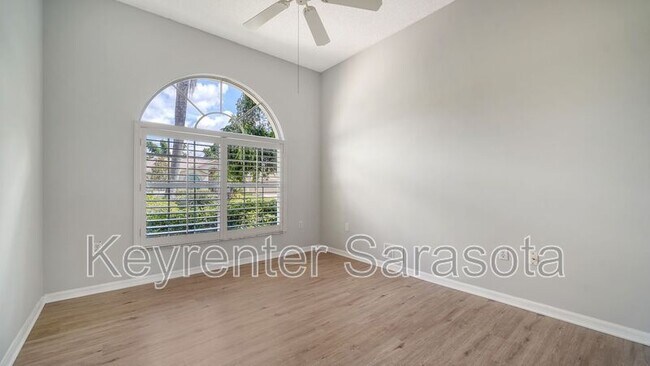 Building Photo - 4239 Balmoral Way