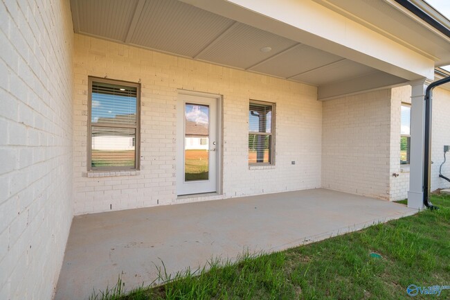 Building Photo - 203 Osceola Cir