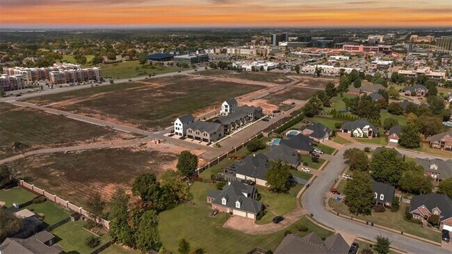 Building Photo - 4611 S 47th St