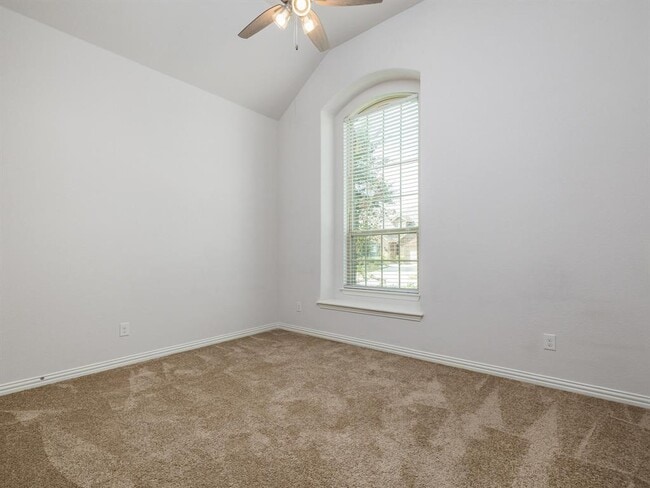 Building Photo - 2958 Diego Dr