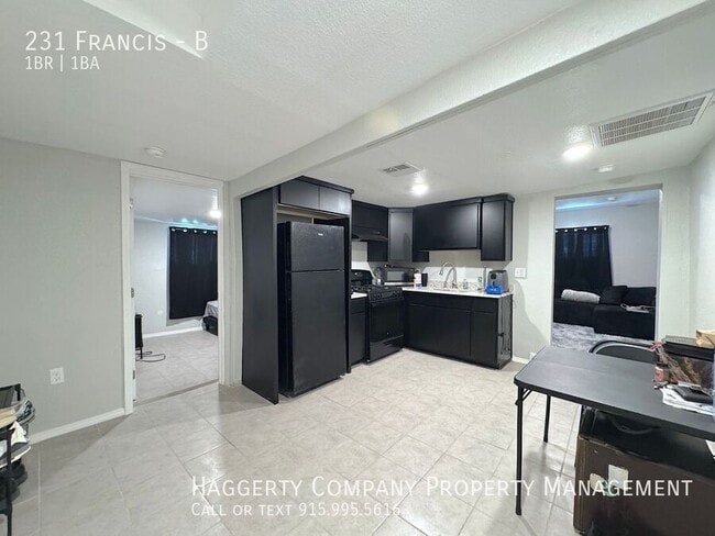 Building Photo - 231 Francis-B