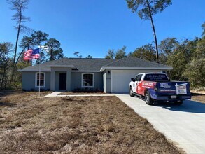 Building Photo - Custom Home - Desirable SW Ocala Neighborh...