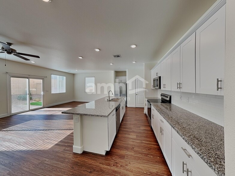 Building Photo - 327 Cape Seville Pl