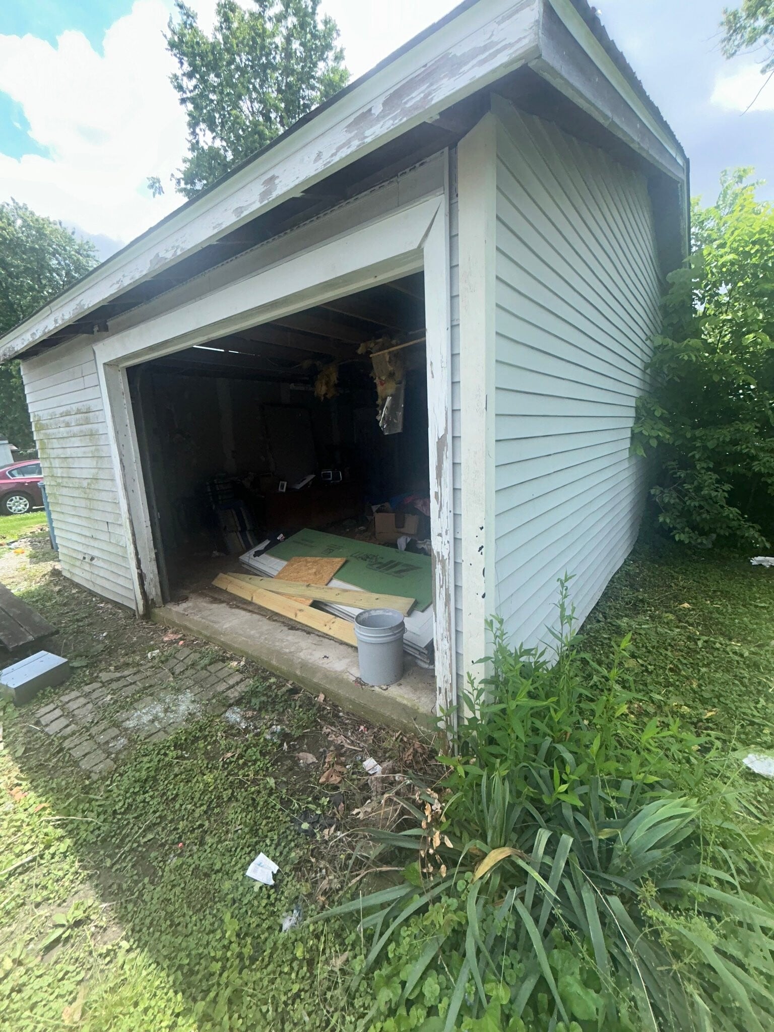Building Photo - 319 W Corbin St