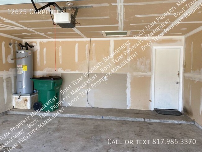 Building Photo - 12625 Carpenter-