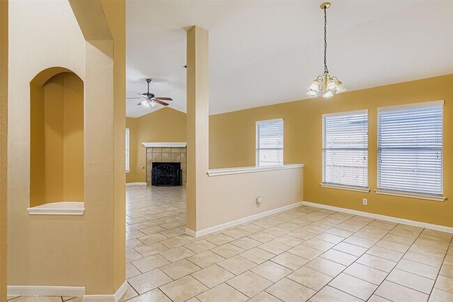 Building Photo - 441 Keystone Loop