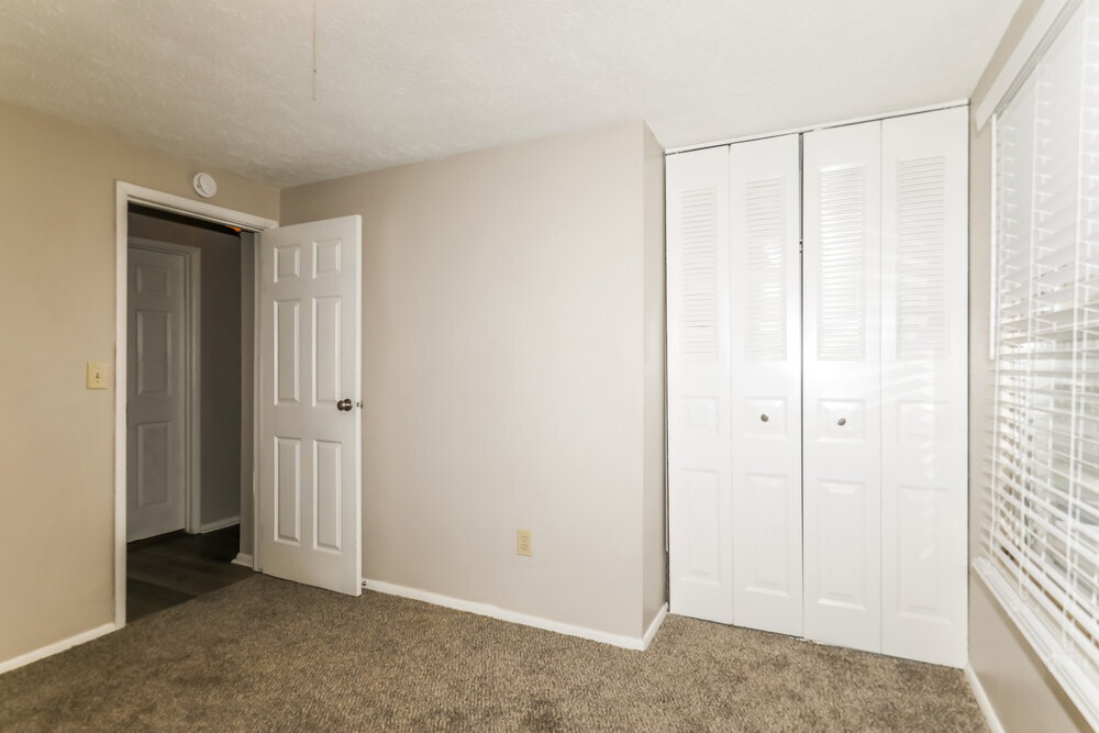 Building Photo - 822 Woodlark Dr