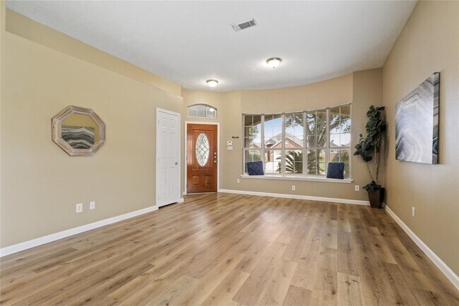 Building Photo - 21118 Terrace View Dr
