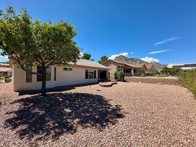 Building Photo - 10924 Button Willow Dr