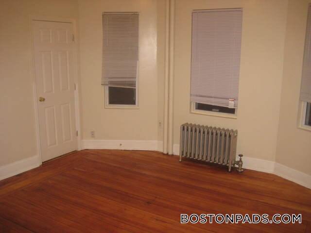 Building Photo - 46 Wildwood St