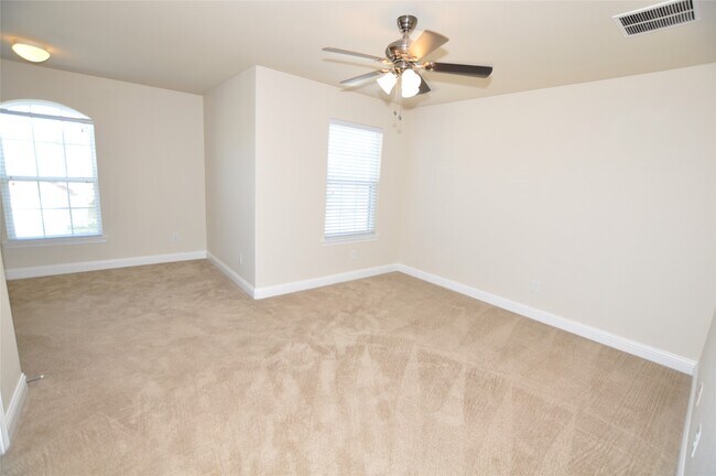 Building Photo - 21502 Duke Alexander Dr