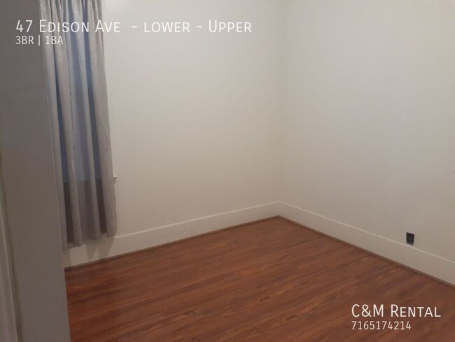 Building Photo - Nice 3 Bedroom - lower apartment