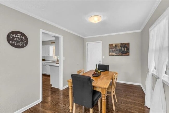 Building Photo - 8604 Ford Ave