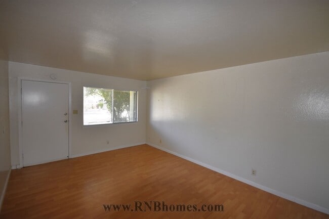 Building Photo - 7135 Cobalt Way