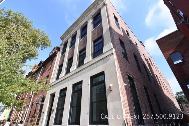 Building Photo - 1523 W Girard Ave