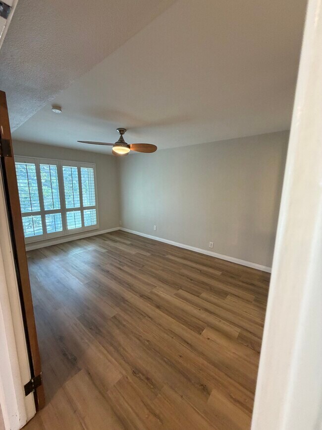 Building Photo - 540 Hawthorn St