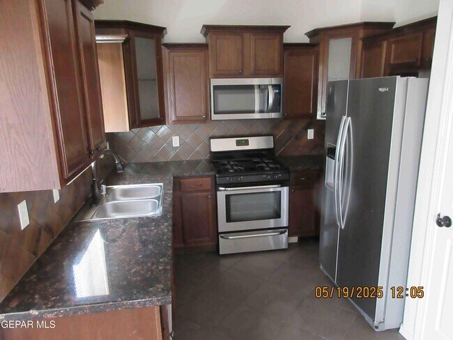 Building Photo - 14212 Trigger Rock Ln