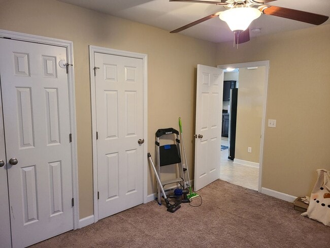 Building Photo - 2 bedroom, 2 bath unfurnished home - Pine Ridge Community - Holly Ridge