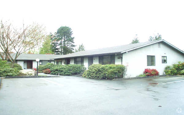 Primary Photo - Bb Senior Apartments