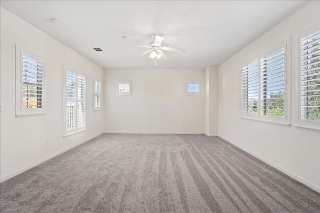 Building Photo - 957 Antiquity Dr