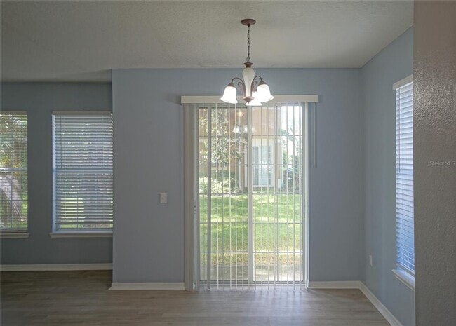 Building Photo - 6760 Eagle Feather Dr