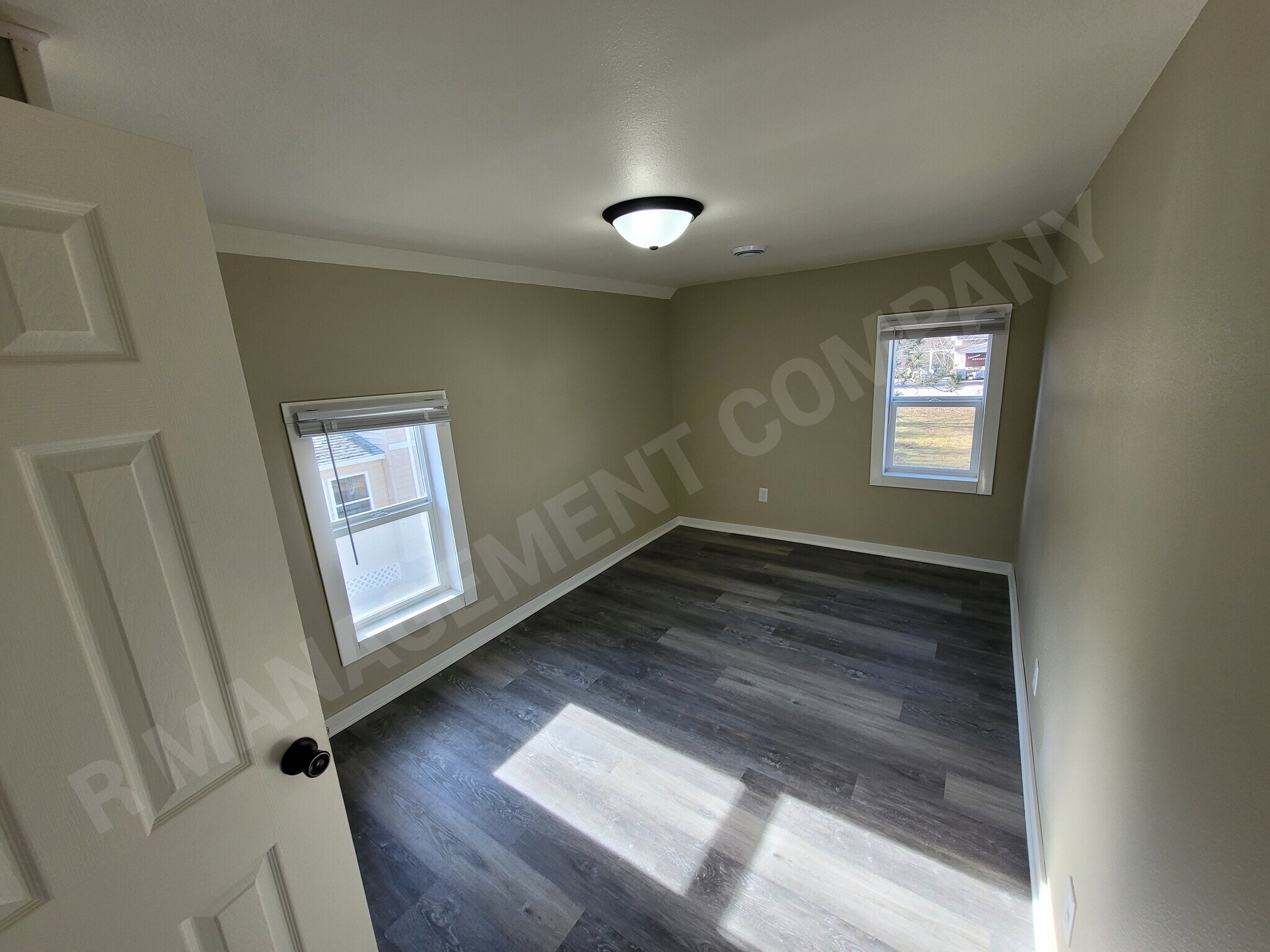 Building Photo - 4009 N 6th St