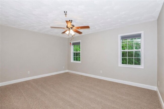 Building Photo - 303 Brookside Way