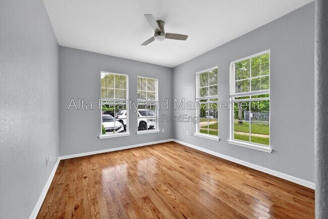 Building Photo - 8290 Gate Pkwy W