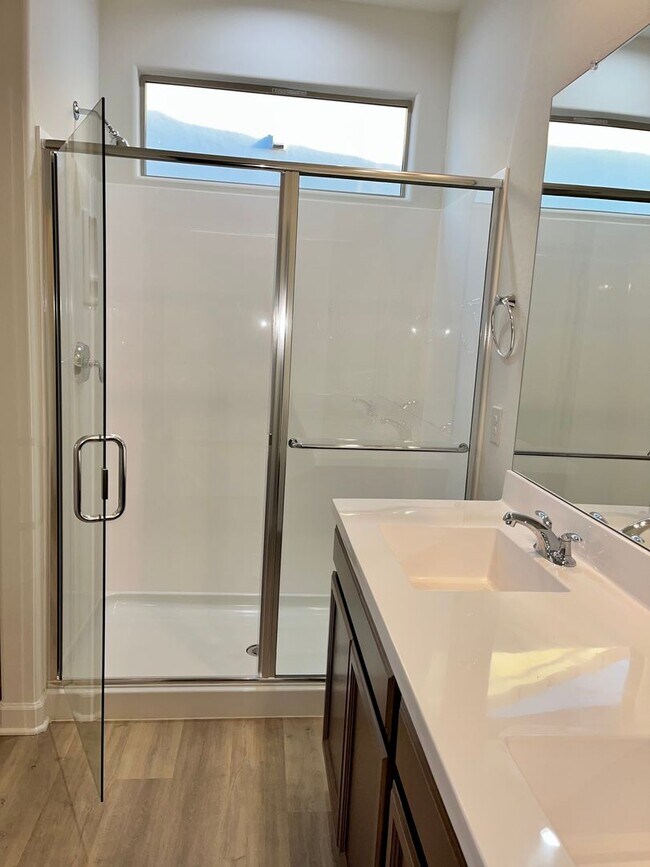 Building Photo - Single level, 4Bedrooms/3Bath TollBrother ...