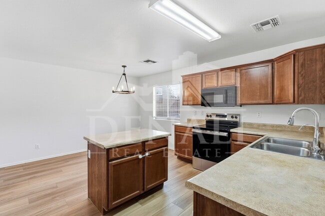 Building Photo - 8510 W Luken Way