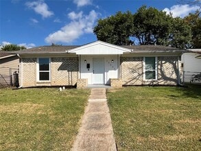 Building Photo - 10037 Hymie Cir