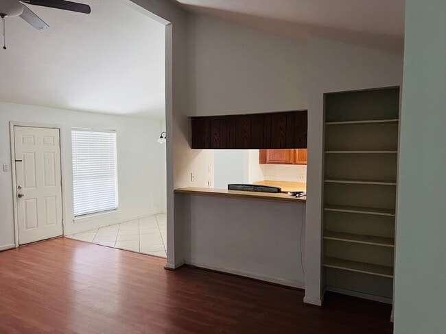 Building Photo - 3823 Windmill St