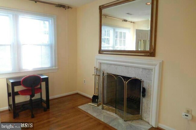 Building Photo - 5512 Massachusetts Ave