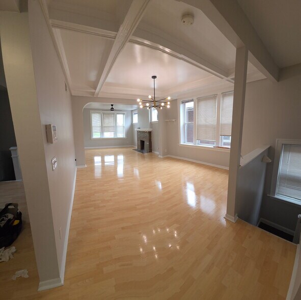 Building Photo - 5617 S Kingshighway Blvd